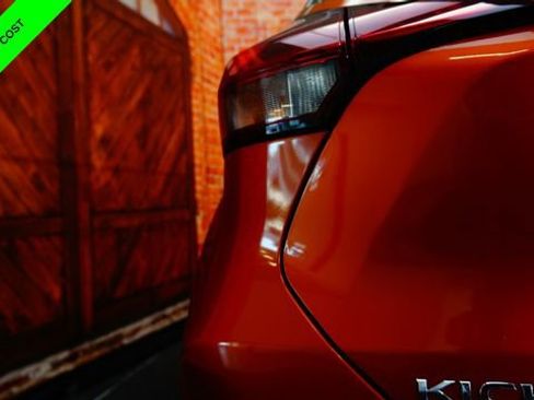 Certified 2024 Nissan Kicks SV image 80