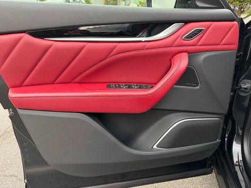 Used 2022 Maserati Levante GT image 44