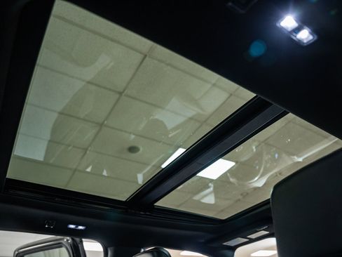 Certified 2023 Ford F150 Lariat w/ Equipment Group 502A High image 40