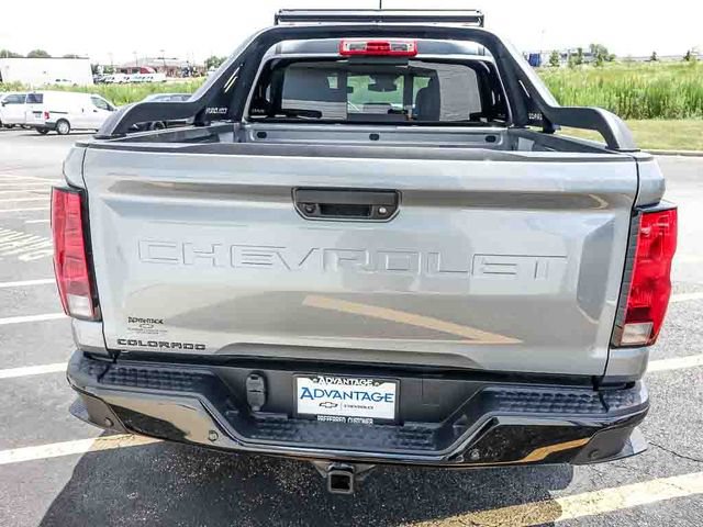 New 2026 Chevrolet Colorado Trail Boss w/ Midnight Edition AWD/4WD image 7