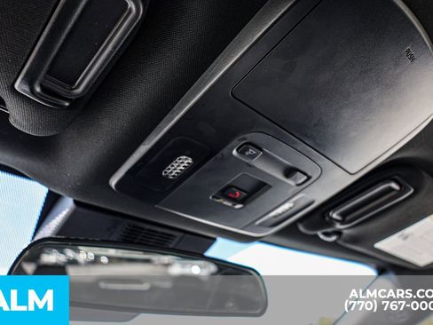 Used 2025 Toyota Camry SE image 56