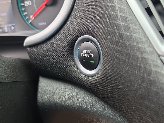 Used 2025 Chevrolet Malibu LT FWD image 25