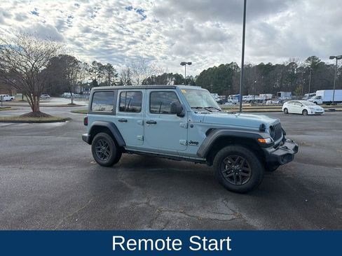 Used 2024 Jeep Wrangler Sport S image 3