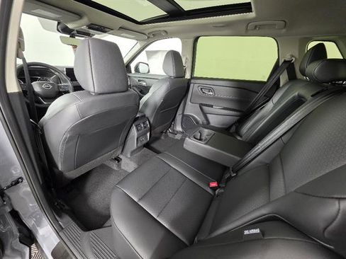 New 2026 Nissan Rogue SV AWD/4WD image 24