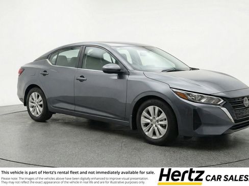 Used 2025 Nissan Sentra S image 1
