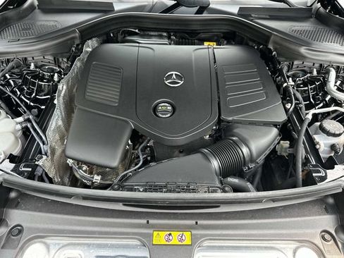 Certified 2023 Mercedes-Benz GLC 300 4MATIC image 10