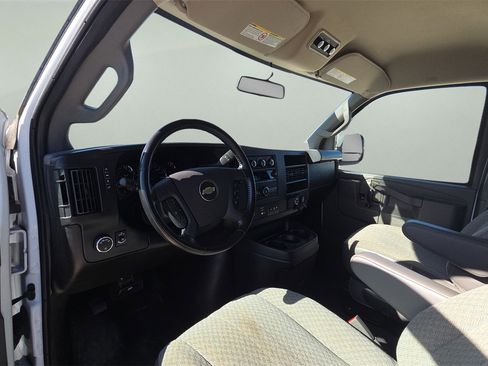 Used 2023 Chevrolet Express 3500 LS image 17