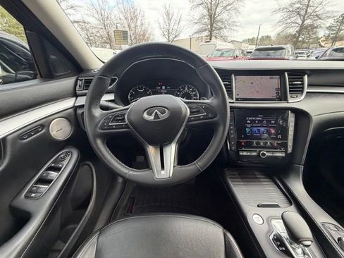 Used 2021 INFINITI QX50 Sensory image 8