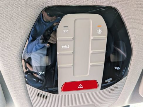 Certified 2025 Kia K4 FWD image 20