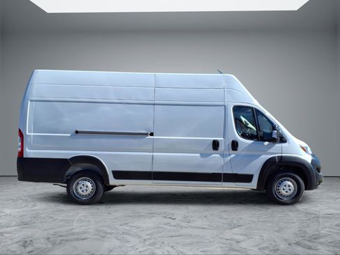 Used 2024 RAM ProMaster 3500 w/ Safety Group image 8