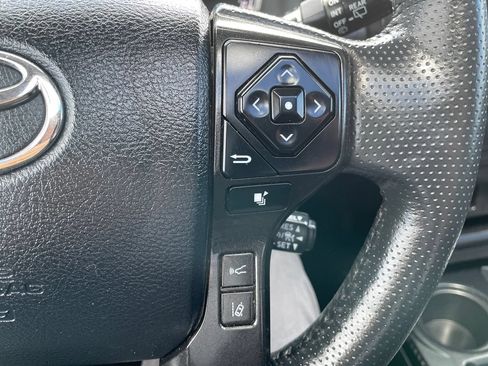 Certified 2023 Toyota 4Runner TRD Off-Road Premium w/ Moonroof Package AWD/4WD image 26