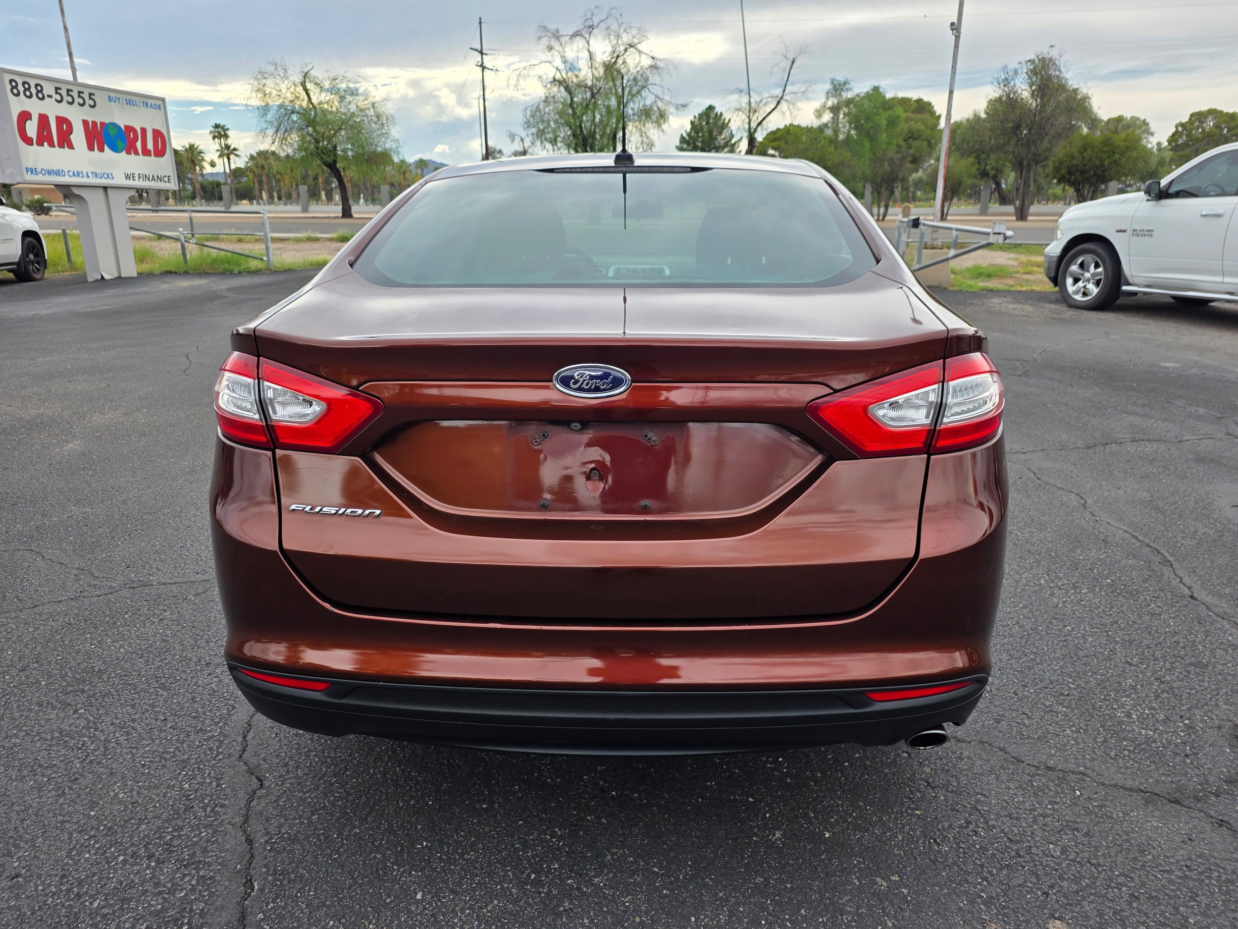 Used 2016 Ford Fusion S FWD image 4