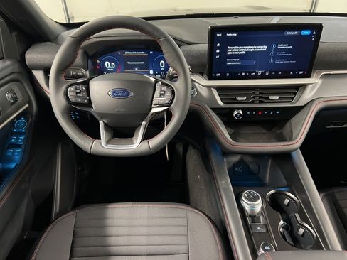 New 2026 Ford Explorer ST-Line w/ ST-Line Street Pack image 8
