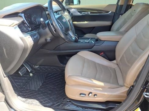 Used 2020 Cadillac XT6 Sport w/ Platinum Package AWD/4WD image 15