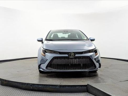 Used 2022 Toyota Corolla LE image 12