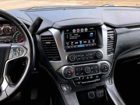 Used 2016 Chevrolet Tahoe LT image 4