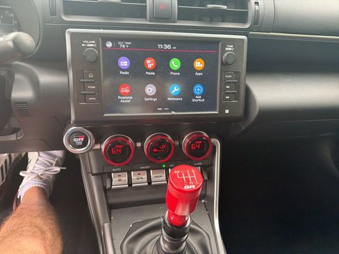 Used 2023 Toyota GR86 image 14