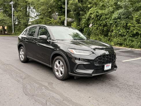 Used 2024 Honda HR-V LX image 3