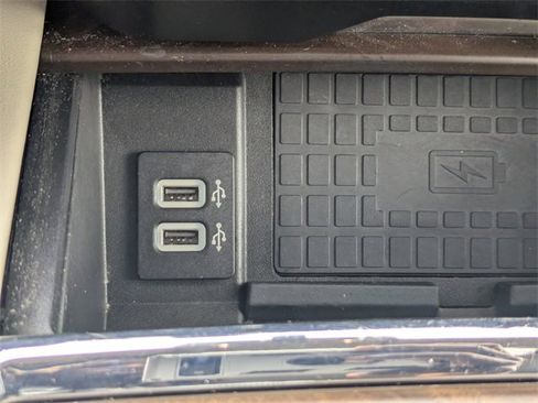 Used 2019 Ford Expedition Platinum image 25