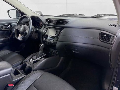 Certified 2018 Nissan Rogue SL image 24