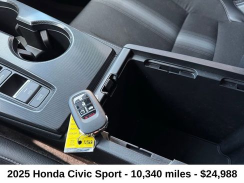 Used 2025 Honda Civic Sport image 18