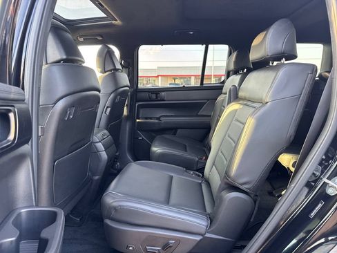 Used 2024 Hyundai Santa Fe Calligraphy AWD/4WD image 15
