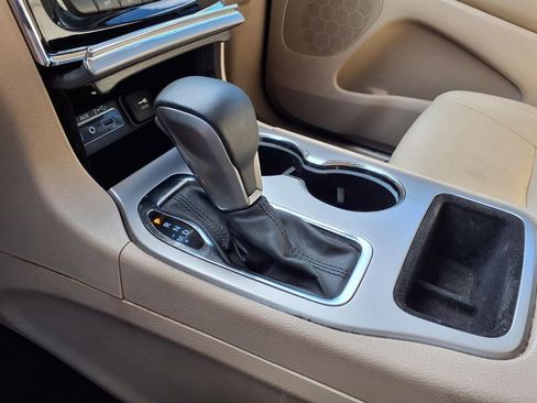 Used 2019 Jeep Grand Cherokee Limited RWD image 20