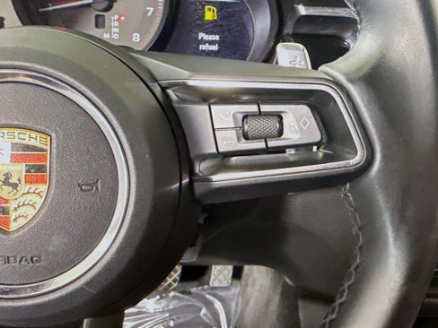 Used 2023 Porsche Macan AWD/4WD image 15