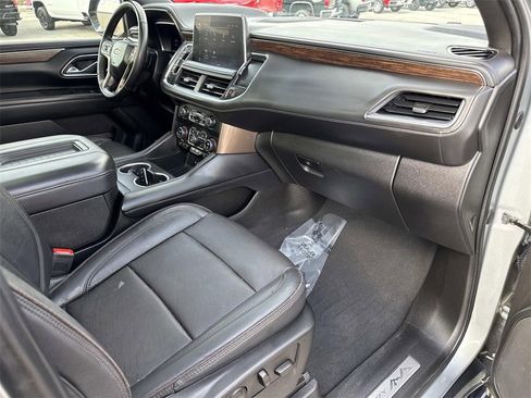 Used 2023 Chevrolet Suburban High Country w/ Max Trailering Package image 31