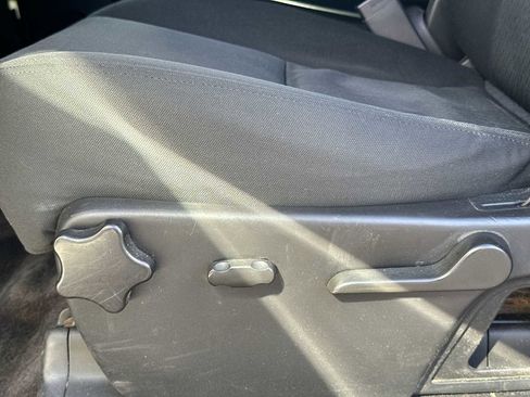 Used 2014 Chevrolet Silverado 2500 LT image 14