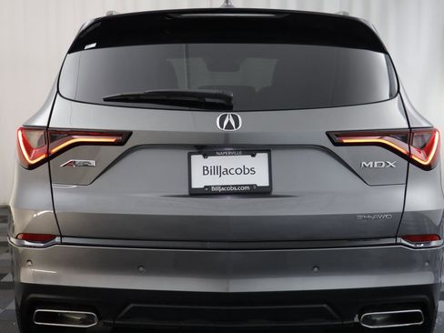 Used 2023 Acura MDX A-Spec image 16