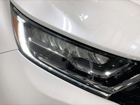 Used 2020 Honda CR-V Touring image 28