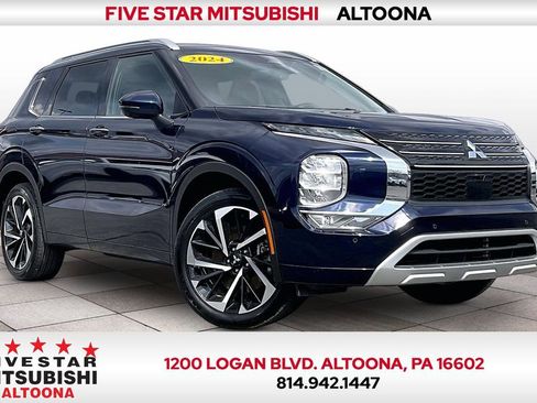 Used 2024 Mitsubishi Outlander SEL image 1