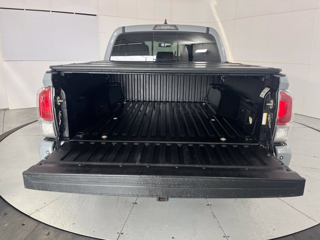 Used 2019 Toyota Tacoma Limited AWD/4WD image 12