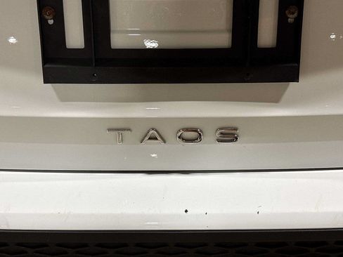 Used 2022 Volkswagen Taos SE AWD/4WD image 26