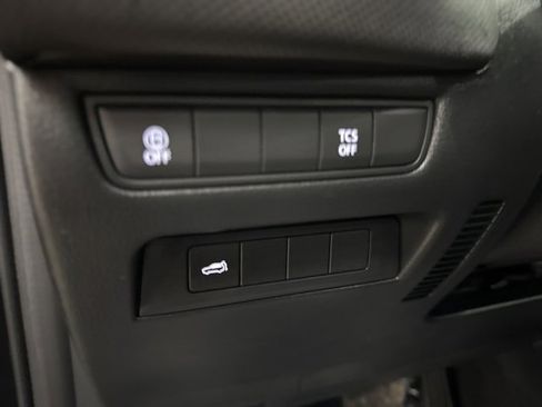 Used 2025 MAZDA CX-50 AWD 2.5 S w/ Premium Package image 18