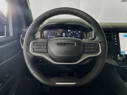 New 2026 Jeep Grand Wagoneer L Limited AWD/4WD image 11