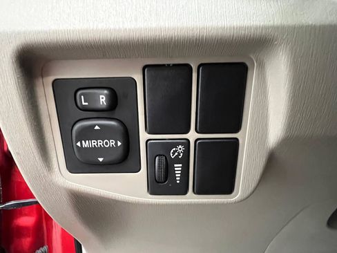 Used 2010 Toyota Prius Two w/ Preferred Accessory Pkg FWD image 21