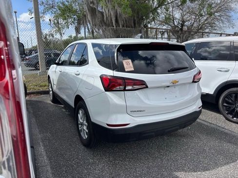 Used 2024 Chevrolet Equinox LS w/ LS Convenience Package image 4