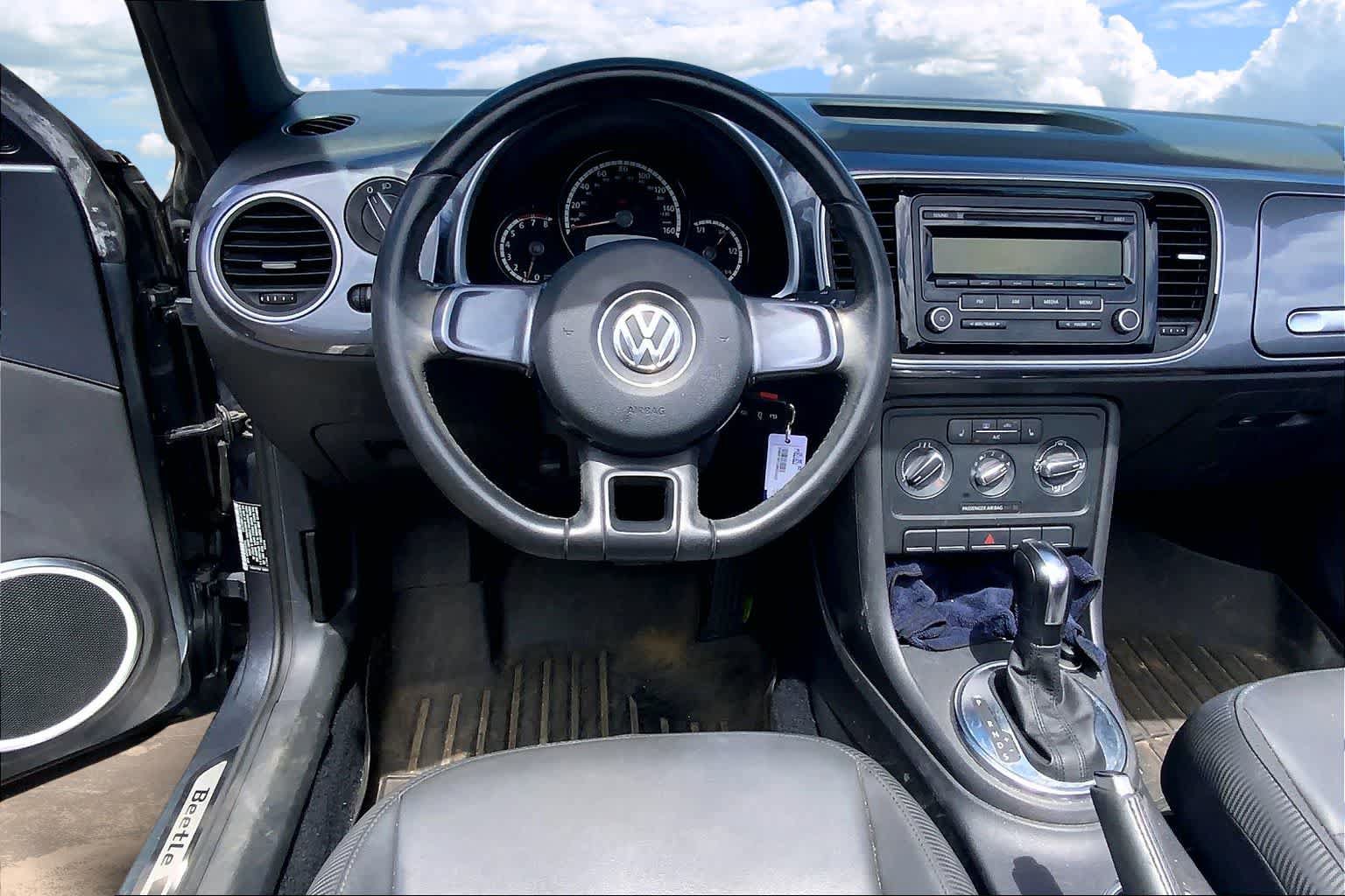 Used 2013 Volkswagen Beetle 2.5 FWD image 13
