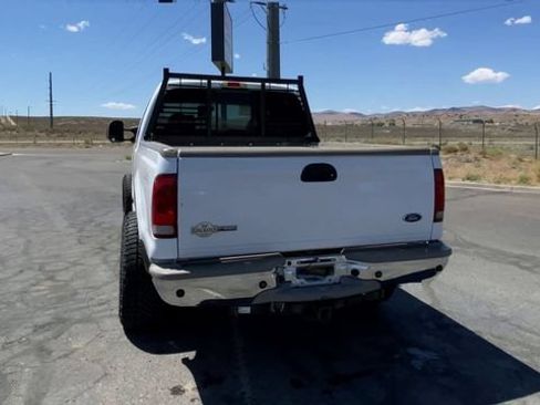 Used 2005 Ford F250 XL AWD/4WD image 7