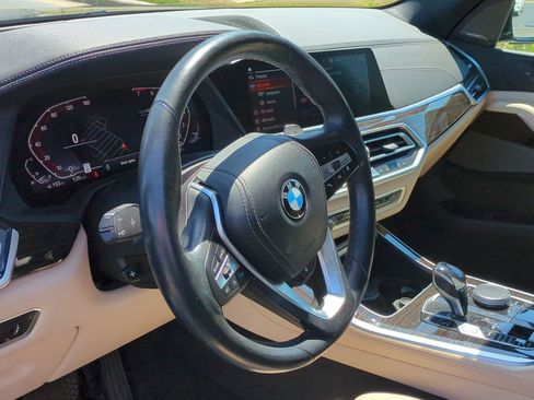 Used 2021 BMW X5 xDrive40i w/ Premium Package image 18