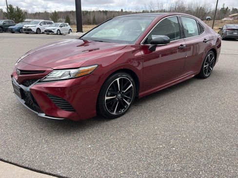 Used 2018 Toyota Camry XSE w/ Driver Assist Package image 5
