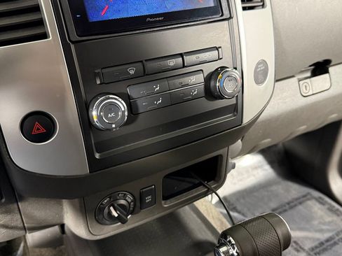 Used 2010 Nissan Xterra S image 17