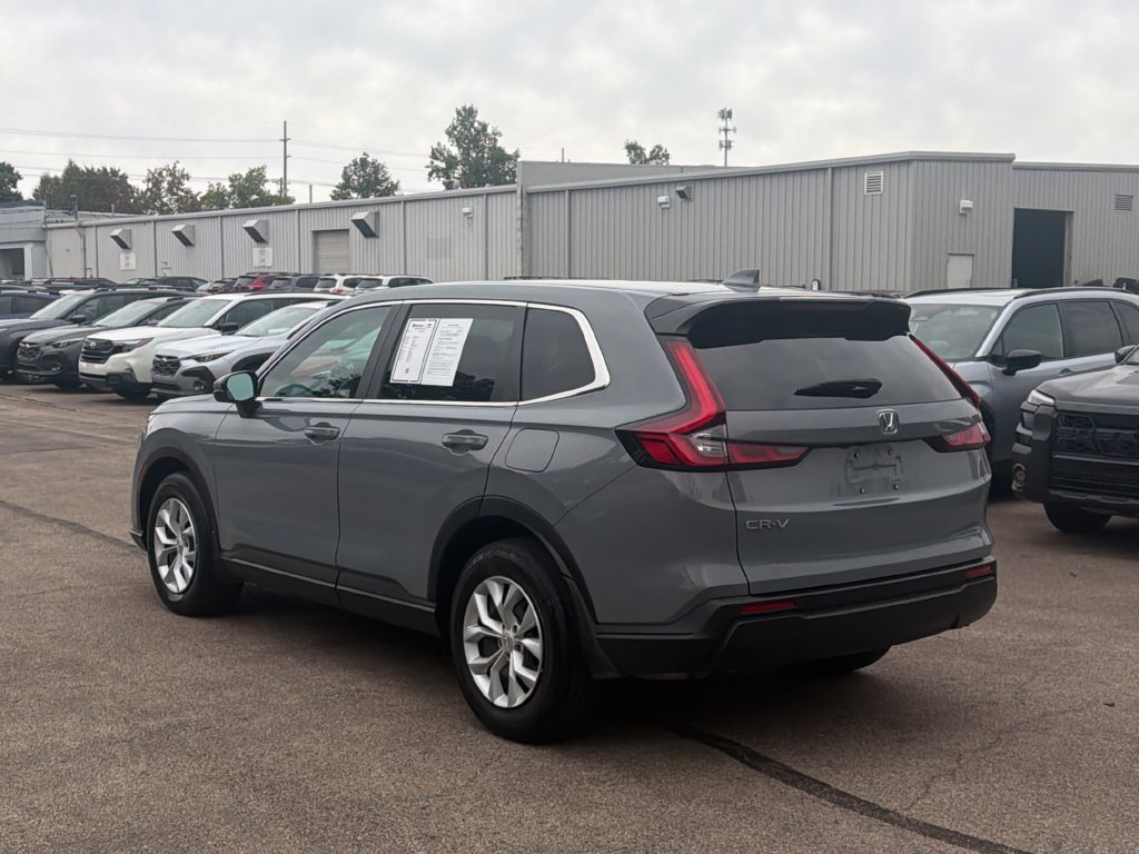 Used 2025 Honda CR-V LX image 7
