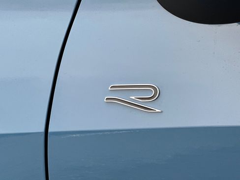 New 2026 Volkswagen Tiguan SE R-Line image 24