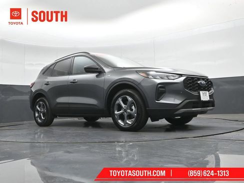 Used 2025 Ford Escape ST-Line AWD/4WD image 37