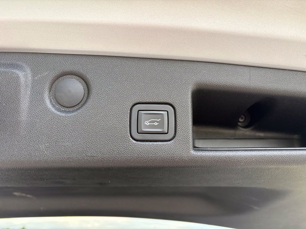 Used 2019 Chevrolet Equinox LT AWD/4WD image 44