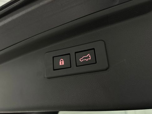 Used 2020 Subaru Outback Touring image 35