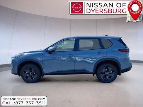 New 2026 Nissan Rogue SV w/ Cold Weather Package FWD image 6
